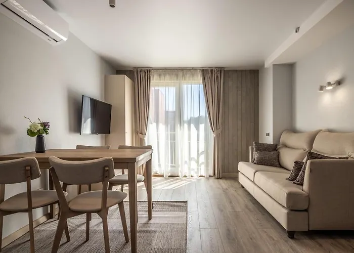 Apartamentai Druskininku 7b * פלאנגה